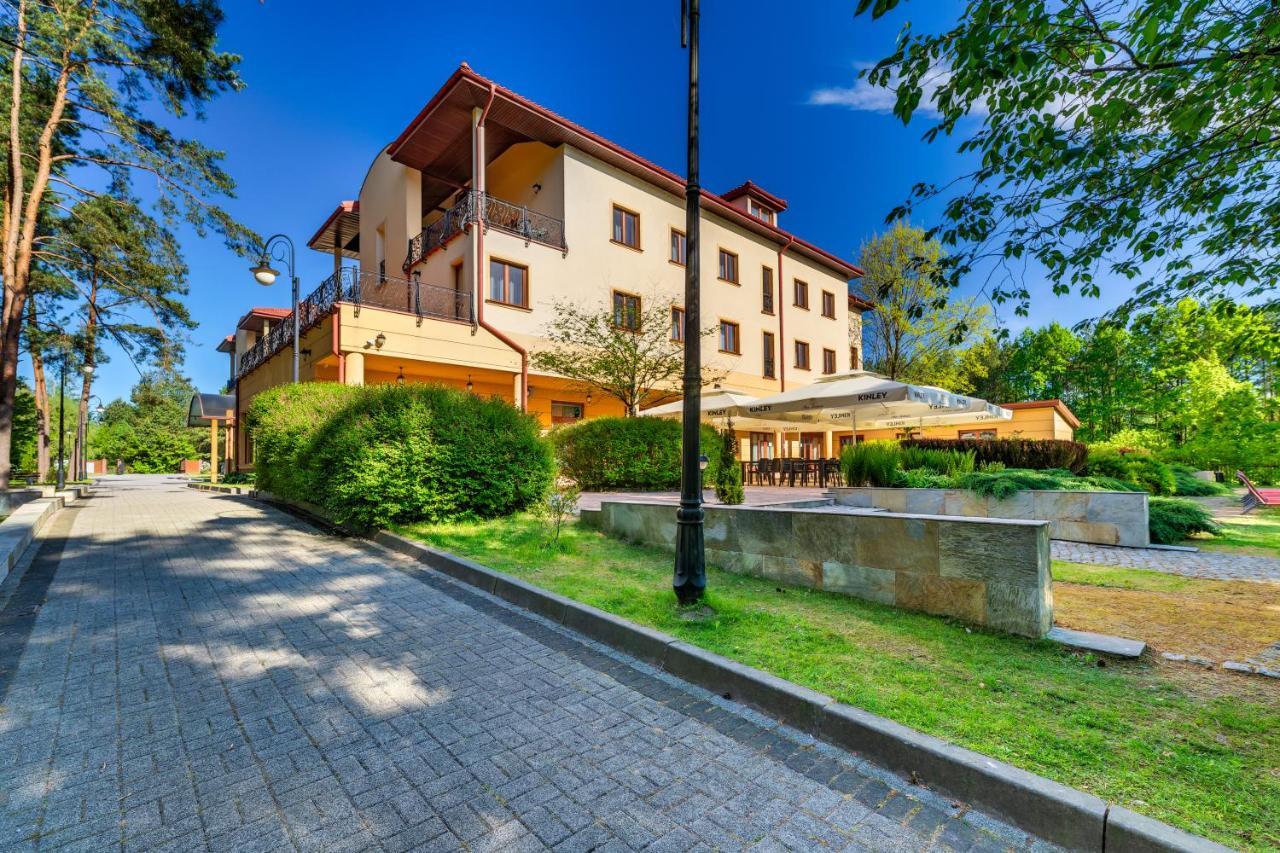 סרוק Hotel Pan Tadeusz מראה חיצוני תמונה