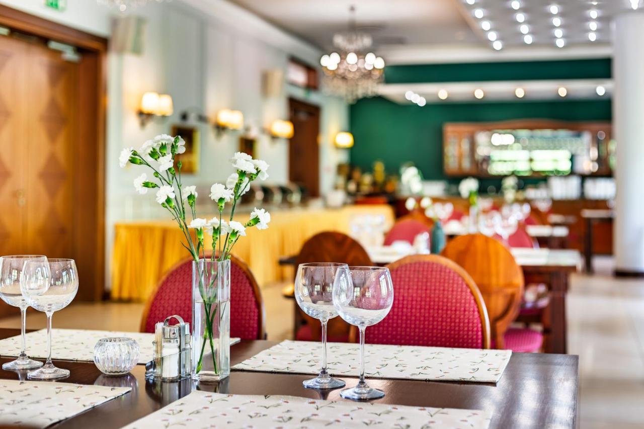 סרוק Hotel Pan Tadeusz מראה חיצוני תמונה