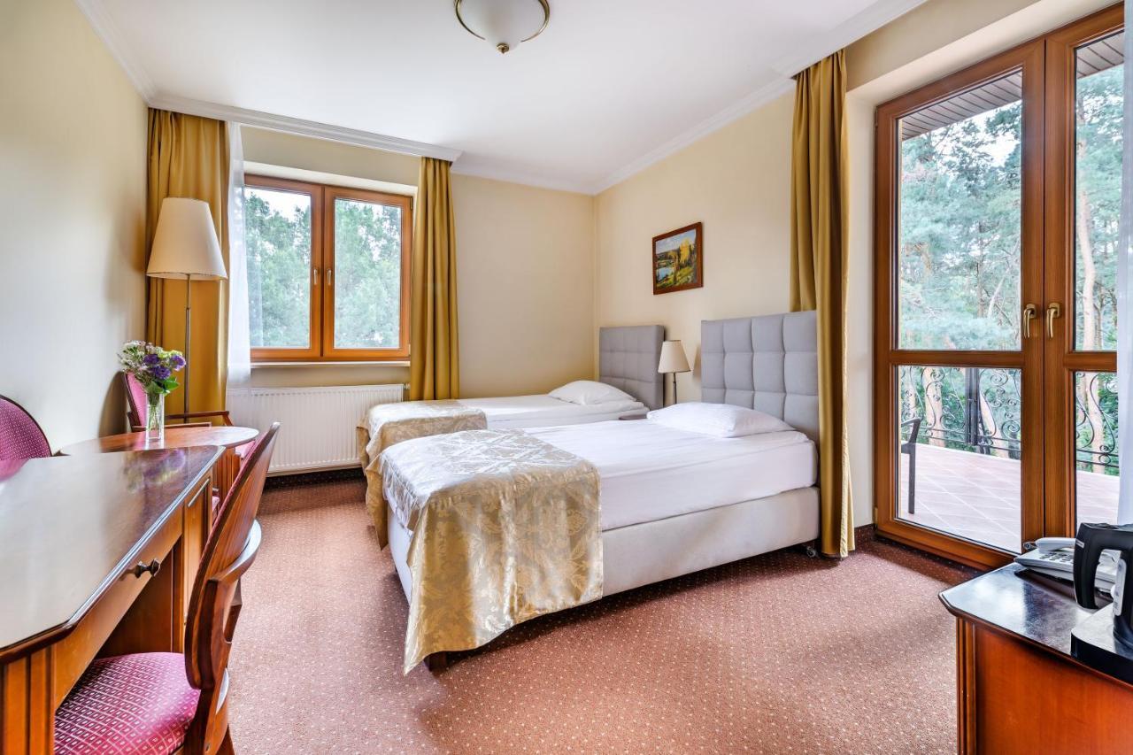 סרוק Hotel Pan Tadeusz מראה חיצוני תמונה