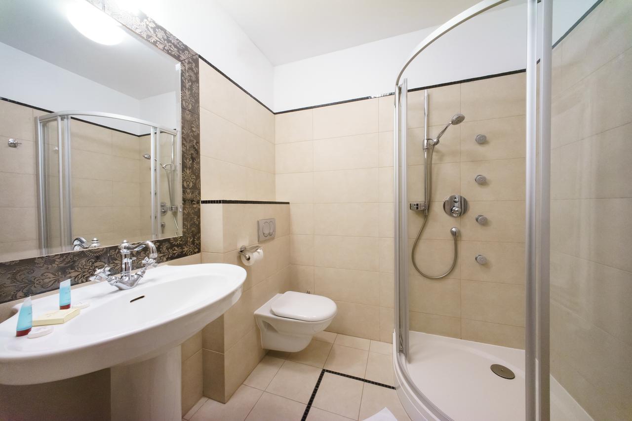 סרוק Hotel Pan Tadeusz מראה חיצוני תמונה